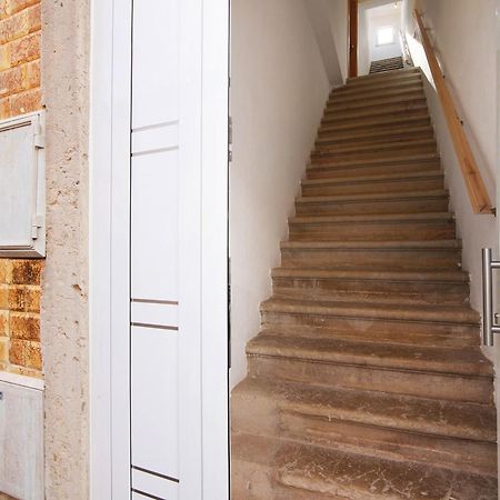Traditional 3 Bedroom Apartment アルテ エクステリア 写真