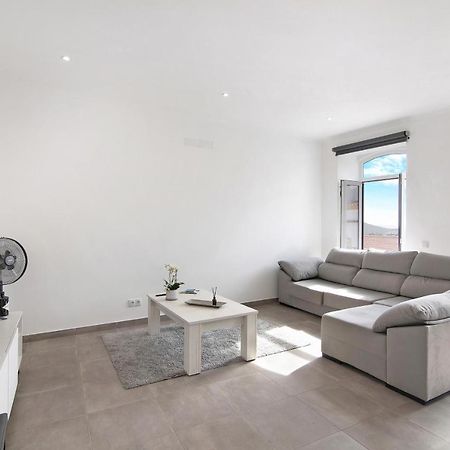 Traditional 3 Bedroom Apartment アルテ エクステリア 写真